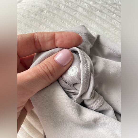 Lululemon Align Legging 28” - Picture 6 of 6